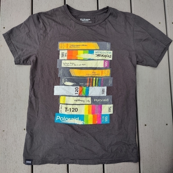 Embrace T-shirt Stockholm Polaroid Video VHS Retro Gray Crew Neck Tee Mens Small - Picture 1 of 11